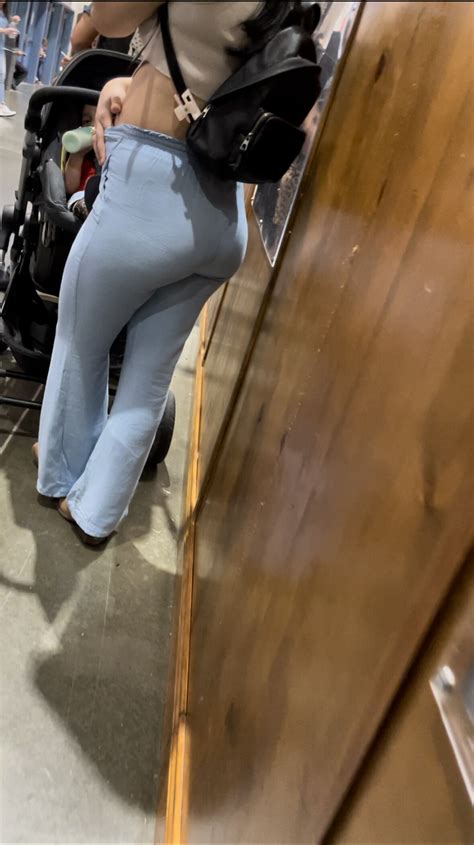 Blue Leggings Nice Ass Oc Spandex Leggings Yoga Pants Forum