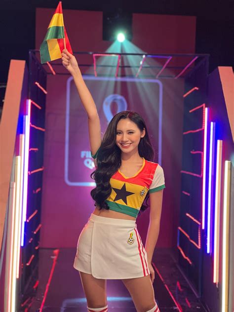 Hot girl K Nóng cùng World Cup Vẻ đẹp hoa hậu sở hữu thành tích cực khủng