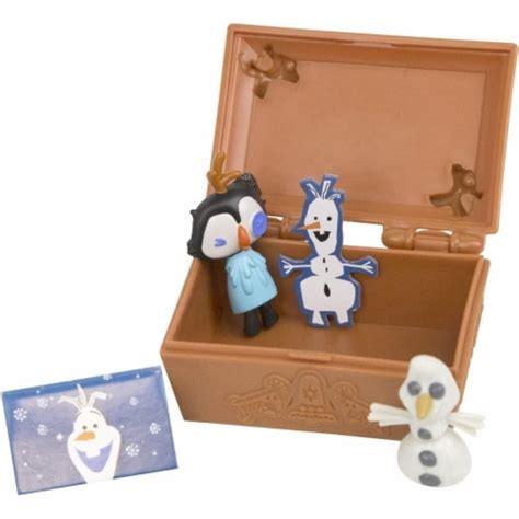 Disney Olaf's Frozen Adventure Elsa Play Doll Treasured Traditions ...