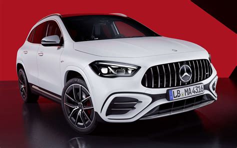 Mehr Ausstattung und Technik für GLA und GLB von Mercedes AMGMore