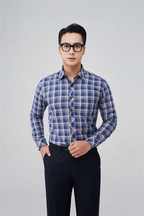 Top các mẫu đồng phục sơ mi màu xanh nổi bật dành cho phái mạnh hot nh MODAVIET