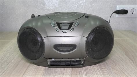 У меня в ремонте переносная магнитола «LG CD-323AX» 1998 года выхода на ...