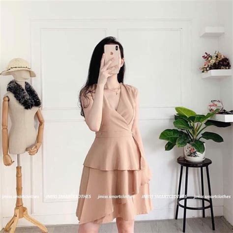 Đầm peplum tầng màu nude Shopee Việt Nam