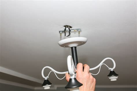 how to install new light fixture in ceiling