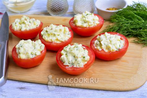 Помидоры, фаршированные яйцом — рецепт с фото пошагово