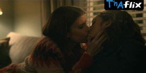 Kate Mara Lesbian Scene In Class Of 09 Tnaflix