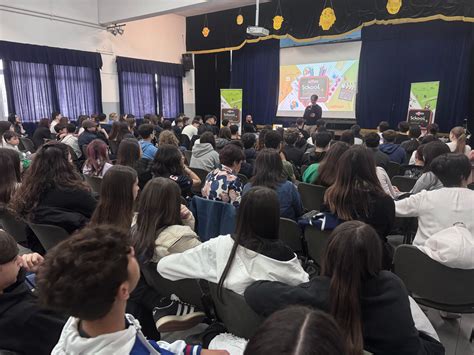 Tappa speciale di School Experience 4 a Pomigliano D’Arco: il cinema