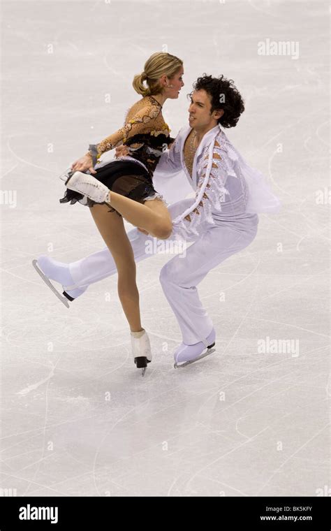 Tanith Belbin Skating