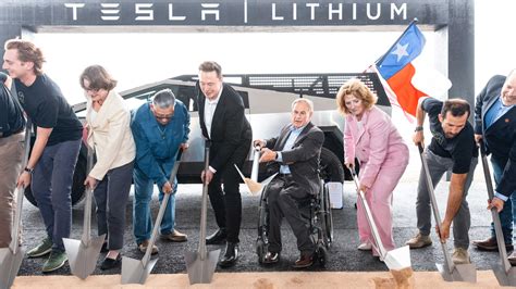 Tesla breaks ground on lithium refinery in Texas — a first for a US automaker | Grist