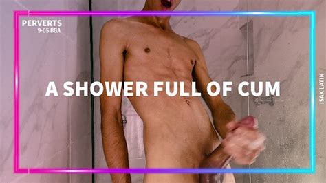 HANDSOME AND SEXY COLOMBIAN MACHO MAKES A HOT SHOW WITH HIS COCK XHamster