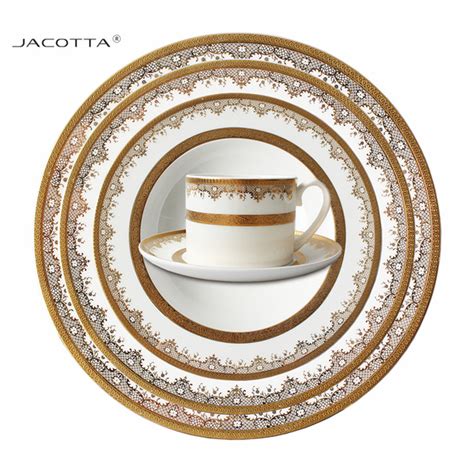 China Bone China Crockery Dinner Set Manufacturers Bone China Crockery