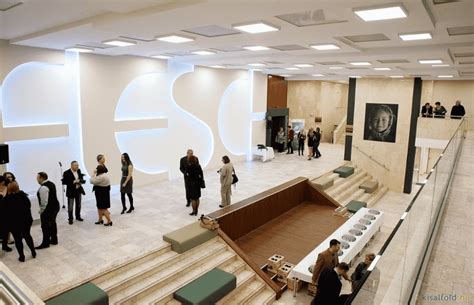 flesch kulturalis koezpont reszleges atepitese geppetto belsoepitesz iroda