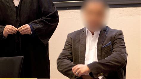 Magdeburg Arzt Soll Frauen Beim Sex Heimlich Drogen Verabreicht Haben Der Spiegel