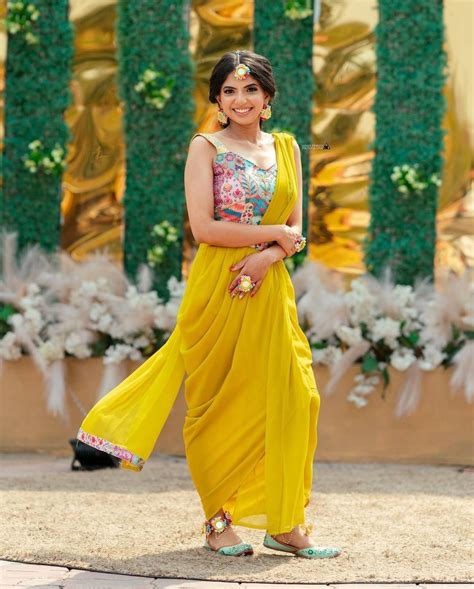 Latest Haldi Dresses Indian Yellow Outfits Haldi Outfits Haldi