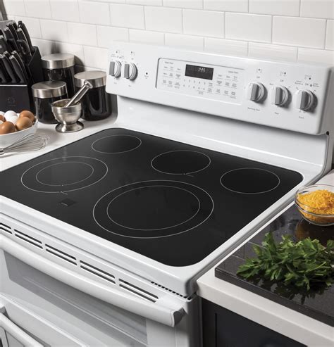 Best Buy: GE 6.6 Cu. Ft. Self-Cleaning Freestanding Double Oven