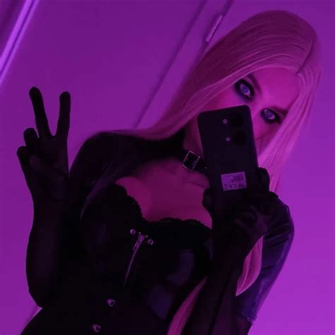 Sissy Crossdresser Strolling In High Heels And Flashing Shemale Ladyboy Porn Feat Gtwien