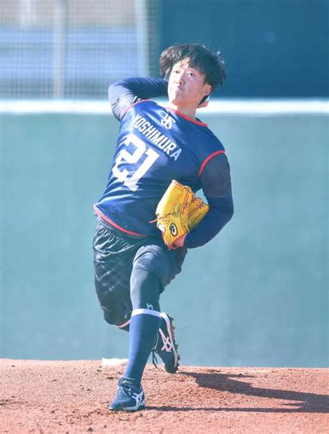 ヤクルトd1位・吉村貢司郎が2度目のブルペン入り 19日に25歳迎え色紙に「感謝」と記す サンスポ