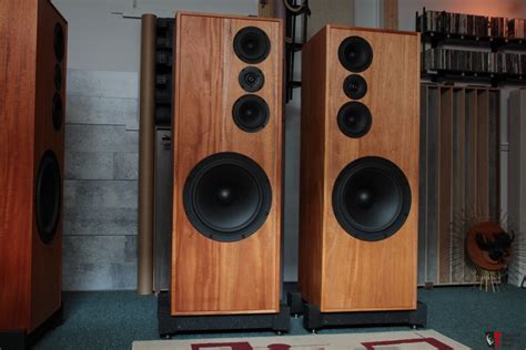 SB 12.3 Photo #2298680 - Canuck Audio Mart
