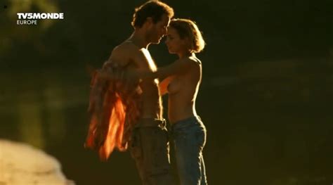 Claire Keim Nude Toopless In Jusqu Au Bout Du Monde Fr