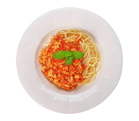 Premium Photo Minced Chicken Spaghetti In Tomato Sauce