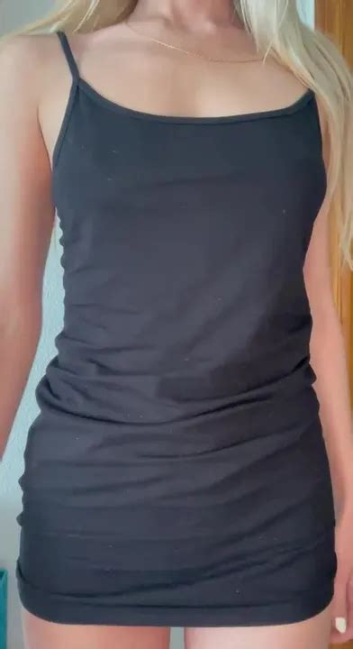 Just Wanna Show My Naked Body To You