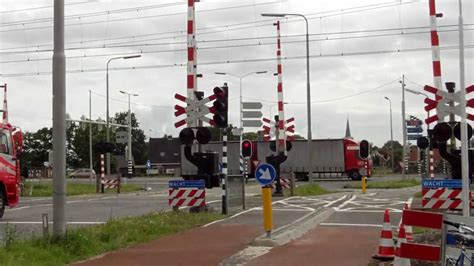 Spoorwegovergang Dutch Railroad Crossing Youtube