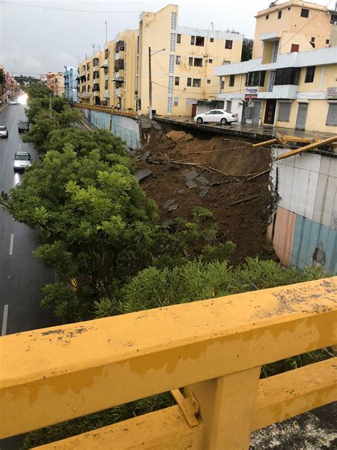 Videos Calles Inundadas Y Derrumbes Es Lo Que Dejan Fuertes Lluvias En