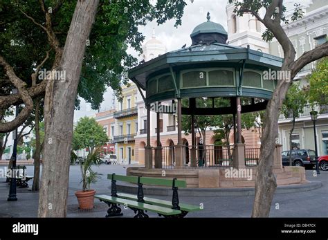 Plaza De Armas San Juan Puerto Rico Stock Photo Alamy