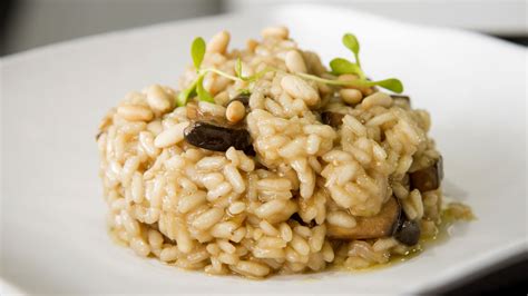 Arroz De Boletus Con Vino Dulce Y Pi Ones De Pedrajas Bego A Tormo