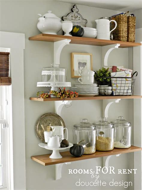 Открытые полки на стене кухни (77 фото) » НА ДАЧЕ ФОТО