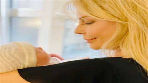 A los años Graciela Alfano incendió las redes con una producción en bikini Caras