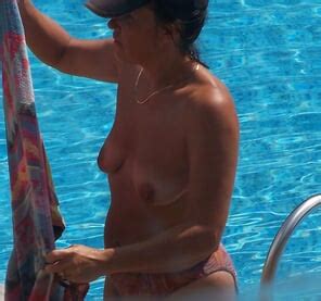 Friends Wives 17 Mrs Boner 01 Porn Pic