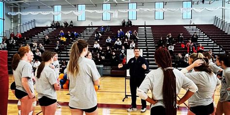 High School Volleyball Coaches Clinics | AVCA