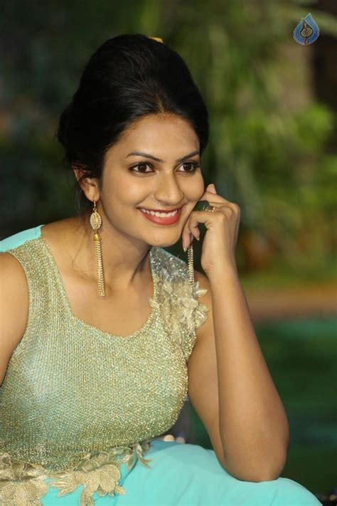 Swetha Varma Pics Photo 22 Of 37