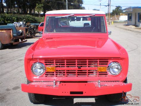 Which Bronco Has Removable Top And Doors