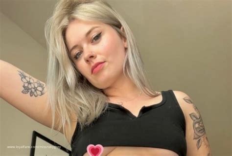 Brainless For Daddy Miss Ruby Grey Findom Femdom Official Photos