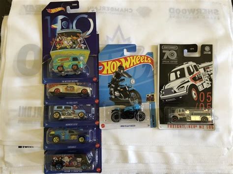 HOT WHEELS 2023 Warner Brothers 100 Year Anniversary Set Of 5 2 Bonus 19 57 PicClick CA