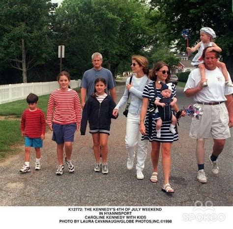 1998 - Caroline Kennedy With Her Family & Some Friends On The 4th Of ...