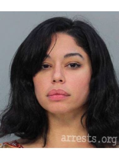 Porn Star Mugshots NSFW Hellen Cielo
