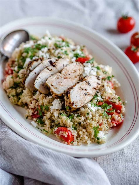 Bulgursalat med kylling og feta mættende salat