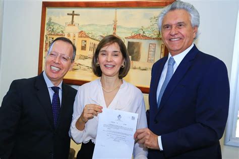 Caiado Escolhe Ana Cristina Fran A Esposa Do Presidente Do Tj Go Para