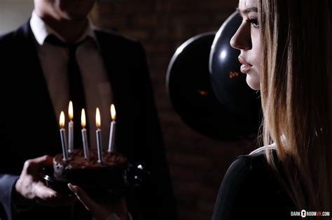 Girl Brings Her Pussy For Creampie As Birthday Treat Pics XHamster