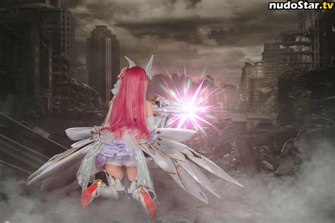 Umi Shinonome Umi Portrait Nude OnlyFans Photo Nudostar TV