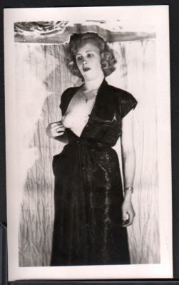 S Pinup B W Risque Photo X Blonde Posing Sexy Cheesecake Ab Ebay