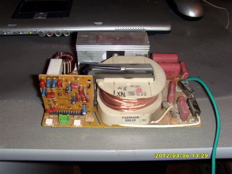 Перестала крутиться тарелка в микроволновке Panasonic NN-GD576M ...