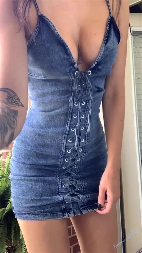 This Is How A Milf Warms Up To Fuck