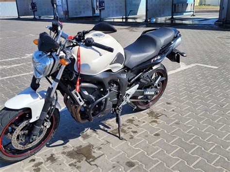 Купить б у Yamaha FZ6 инжектор 6 передач в Гомеле белый naked bike 2007 года по цене 470 000