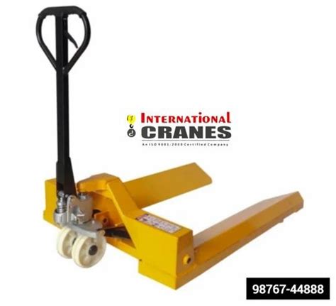 Hand Operated Hydraulic Reel Pallet Truck For Material Handling At Rs