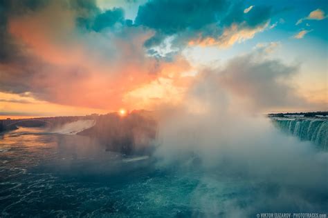 Niagara Falls Sunrise Explosion (Canada) - PhotoTraces