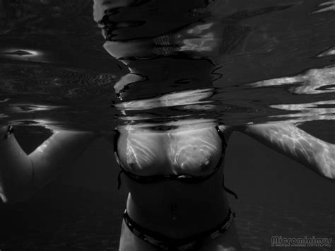 Bikini Model Stella Ray AI Enhanced P1080124 Topaz Sharpen Porn Pic